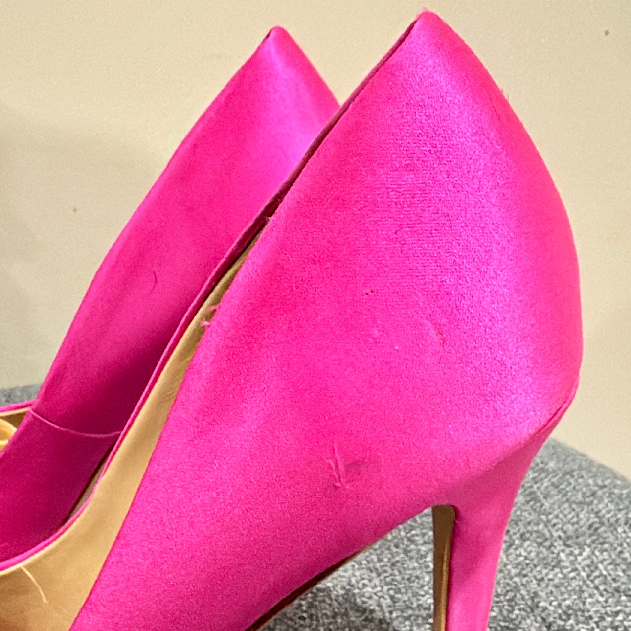 Pre-Loved Badgley Mischka - Fuchsia