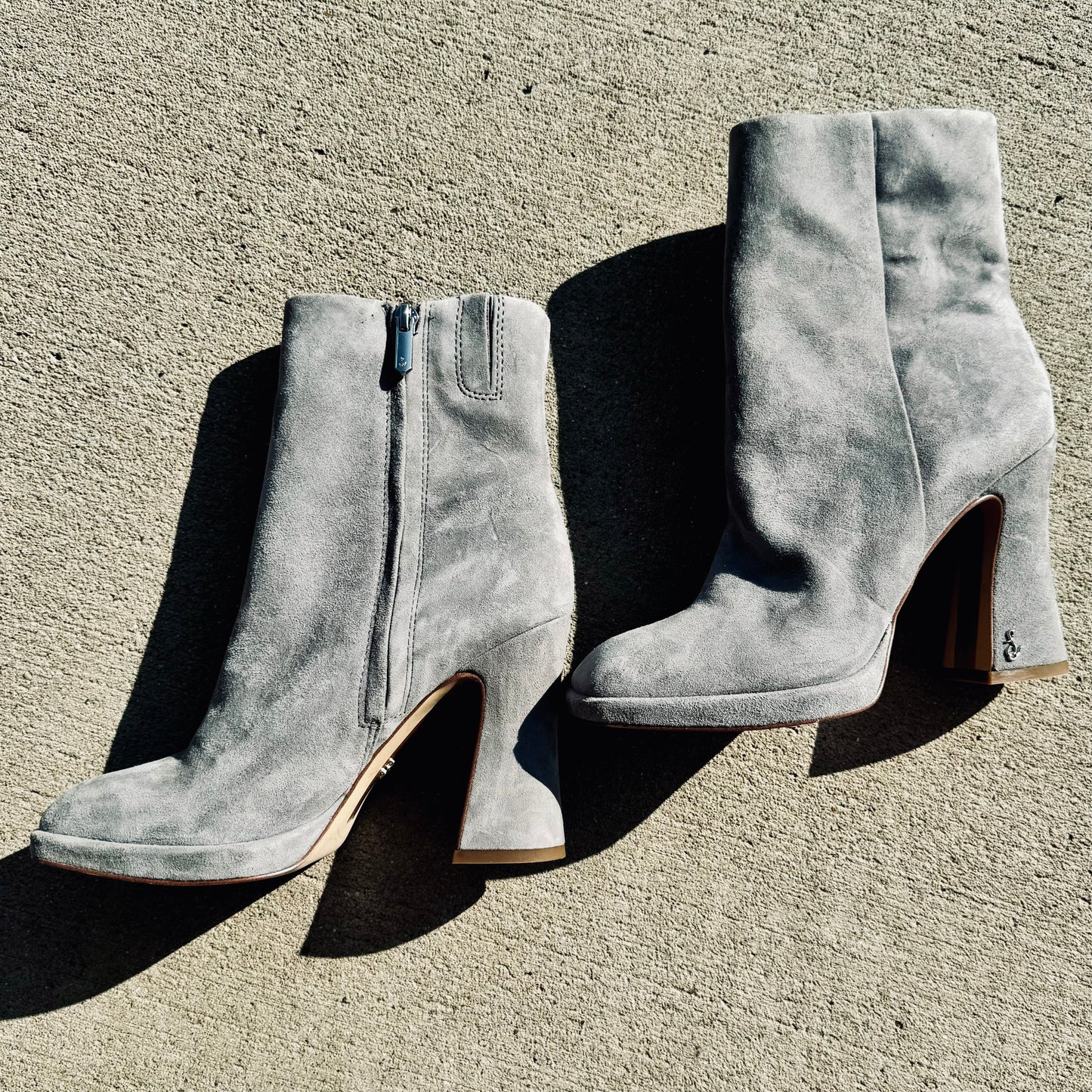 Pre-Loved Gray Suede Boots