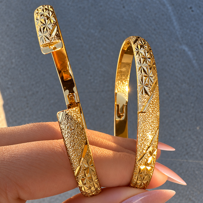 Starburst 18K Gold-Plated Hinged Bangles