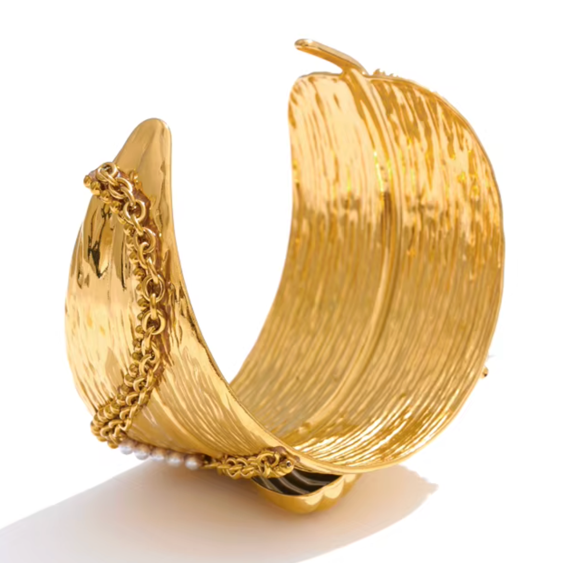 Sea Shell Cuff (Gold Plated)